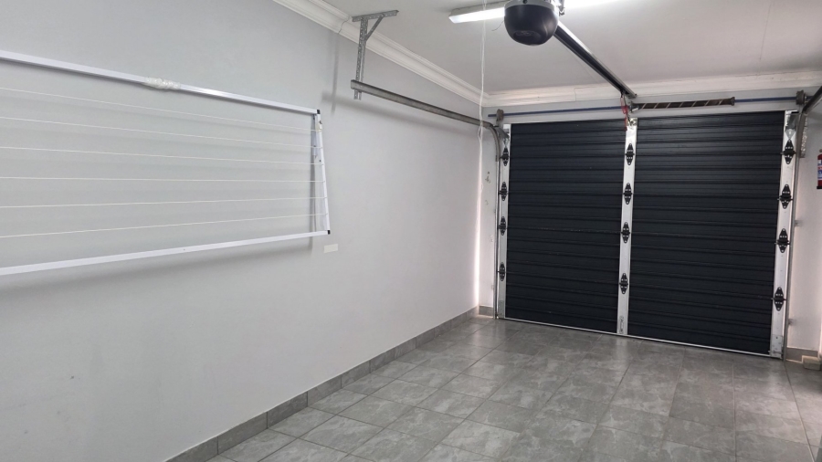 3 Bedroom Property for Sale in Hartenbos Central Western Cape